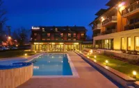Hotel Visegrád - Kolam Renang