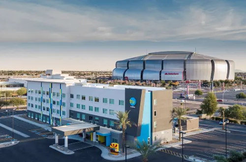 Tru by Hilton Phoenix Glendale Westgate - Gym