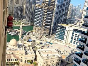 Gorgeous 1Bedroom with Balcony in Dubai Marina