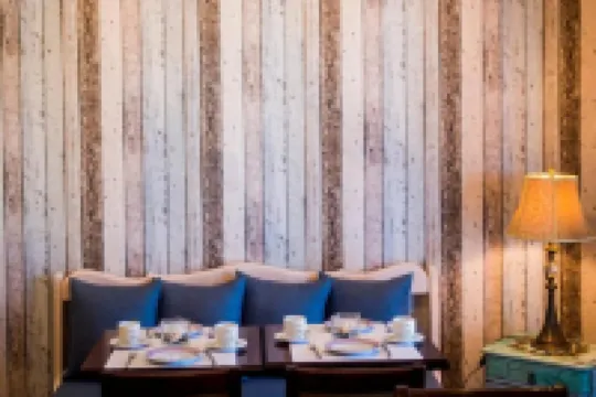 Kamelia & Semeli Hotel