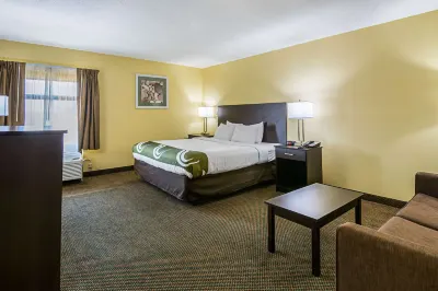 Quality Inn & Suites Greensburg I-74 Hotels near Greensburg Commons