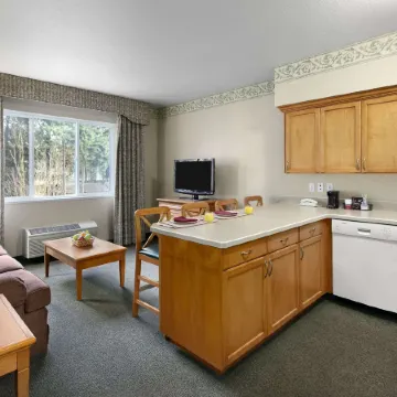 Ramada by Wyndham Olympia