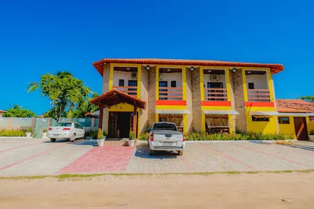 Bem Bahia Hotel Отели рядом с достопримечательностью «Coroa Vermelha Beach»
