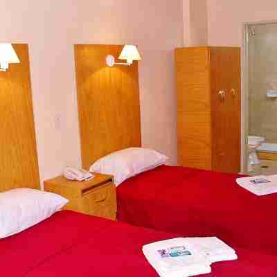 Juramento de Lealtad Townhouse Hotel Rooms