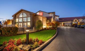 Best Western Plus Mill Creek Inn