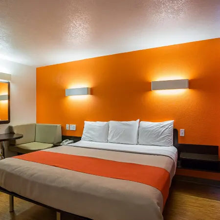 Motel 6 Wenatchee, WA