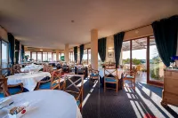 Hotel la Baia - breakfast