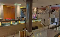 ROYAL BAY MAKASSAR - bar