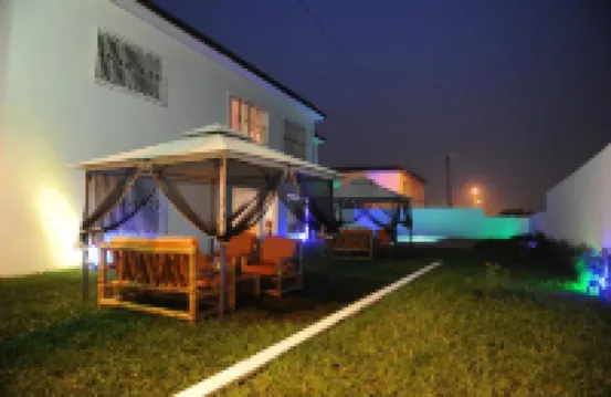 赫利俄斯公寓飯店 住宿飯店