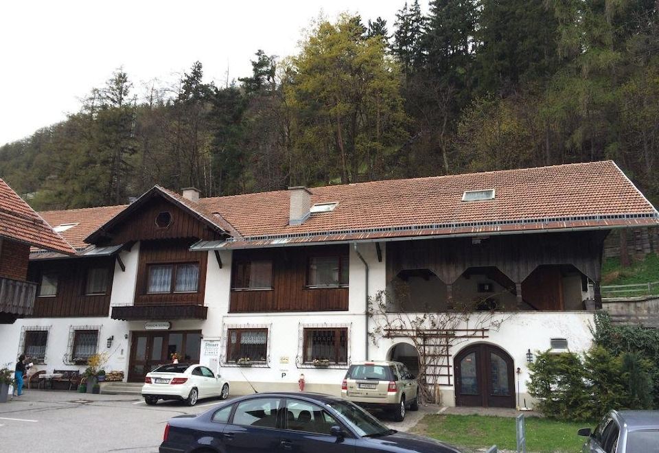 Pension Steiner, Matrei am Brenner 18b, 6143 Matrei am Brenner - Housity