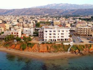 Klinakis Beach Hotel