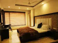 Hotel Amar Palace