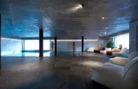 Aux Pieds du Roi - Suite & Spa - piscina