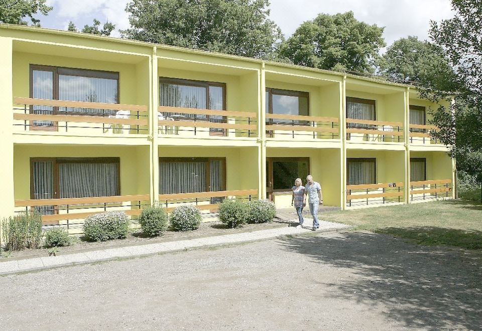 Rasthaus Hotel Schackendorf - Housity
