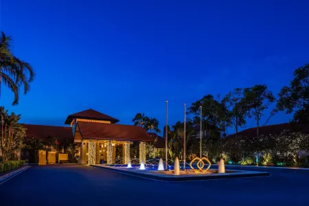 Sofitel Singapore Sentosa Отели рядом с достопримечательностью «Goldbell Towers»