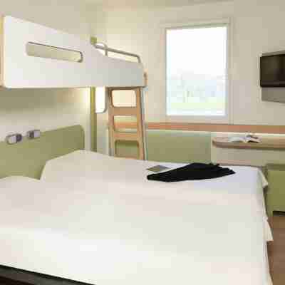 Ibis Budget Cergy St Christophe Rooms