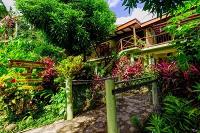 Hibiscus Valley Inn Hotels in 