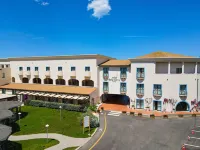 Cala Della Torre Resort