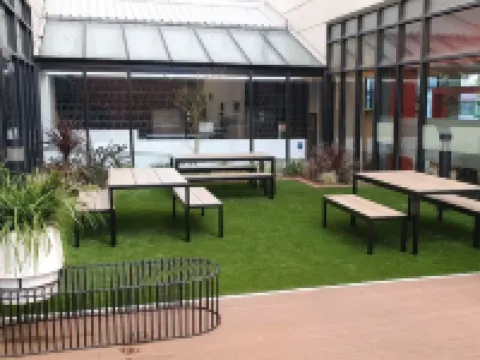 エッセンス ホテル カールトン メルボルンのホテル