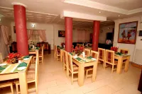 Onyx Hotel & Apartments