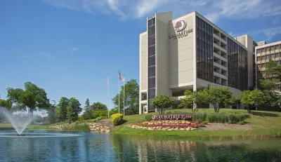 DoubleTree by Hilton Chicago - Oak Brook Hotels in Hillside