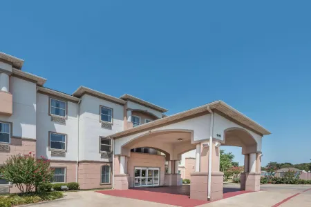 温德姆速8酒店-沃斯堡牲畜市場