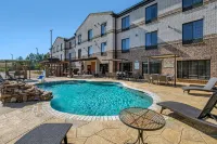 Comfort Suites Marshall - Pool