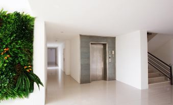 B2 Korat Boutique & Budget Hotel