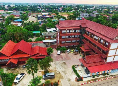 Dongsay Hotel Thakhek