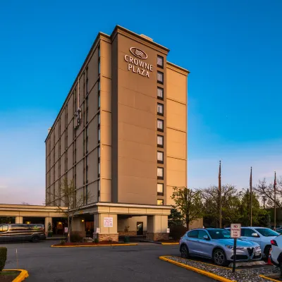 Crowne Plaza NEWARK AIRPORT by IHG Hotels near Tidelands Athletic Complex