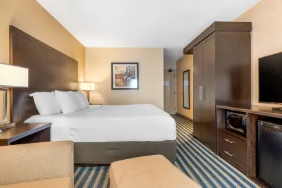 Comfort Inn Отели рядом с достопримечательностью «The Stork Club - Big Band Museum and Hall of Fame»