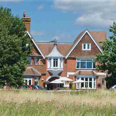 Hickstead Hotel Hotel Exterior