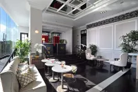 Brava Suites by Zia Surabaya Hoteles en Sukomanunggal