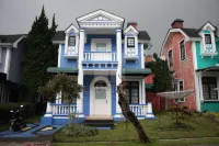 Villa Kota Bunga Melati - parking