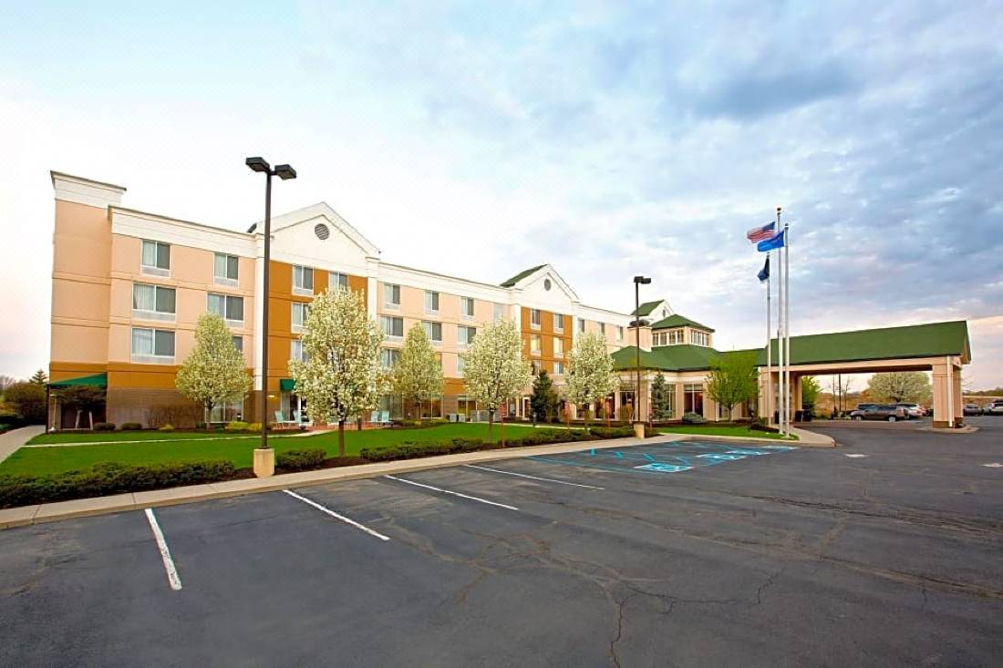 hilton garden inn bolingbrook restaurant