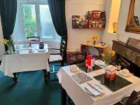Arches B&B - Homestays