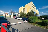 Hotel Grand Litava Beroun - Parking