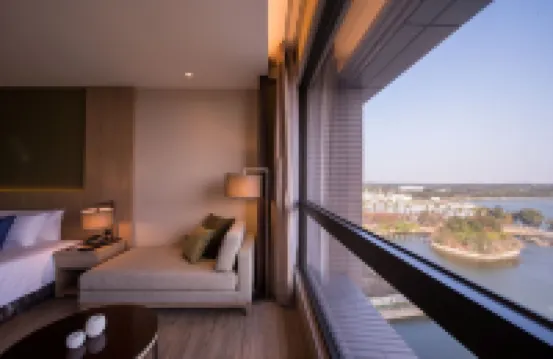 골든 레이크 호텔 진후 타운쉽 진먼 호텔