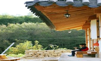 Hadong Todaysun Hanok Pension