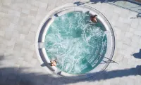 Louis St. Elias Resort & Waterpark - vasca da bagno