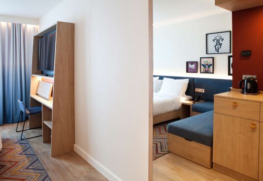 햄프턴 바이 힐튼 레겐스부르크 로비