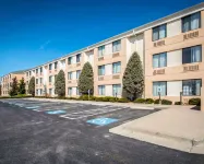 Sleep Inn & Suites Princeton I-77 - parking