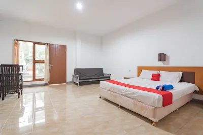 Reddorz Hotel Sofia Pangandaran Hotel di Pangandaran