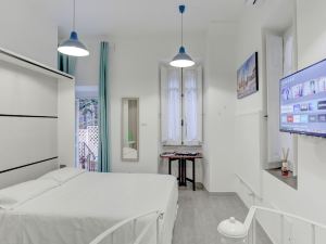 Santi Quattro Apartment & Rooms - Colosseo