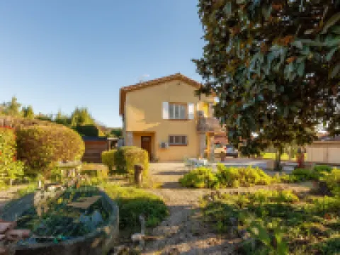 Le Neflier Hotels in Pégomas