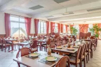 Azureva Murol Hotels in Murol