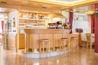 羅塞拉公園加康體別墅酒店 - 酒吧