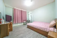Hongcheon Castle Motel (Ocean World)