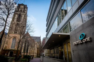 Motel One Rotterdam Các khách sạn gần Cube house