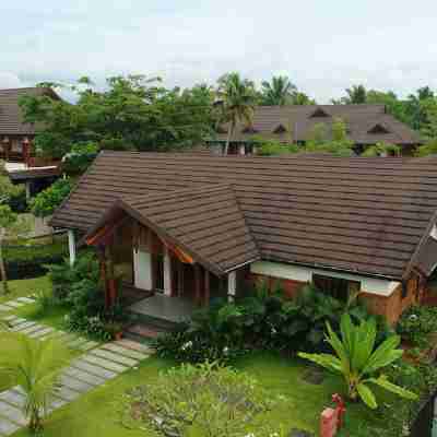 Gokulam Grand Resort & Spa, Kumarakom Hotel Exterior